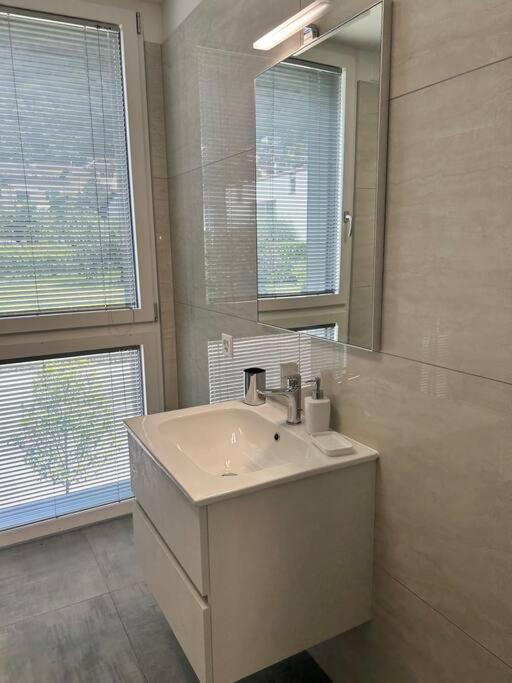 Labpark Luxury Apartment Melano Kültér fotó