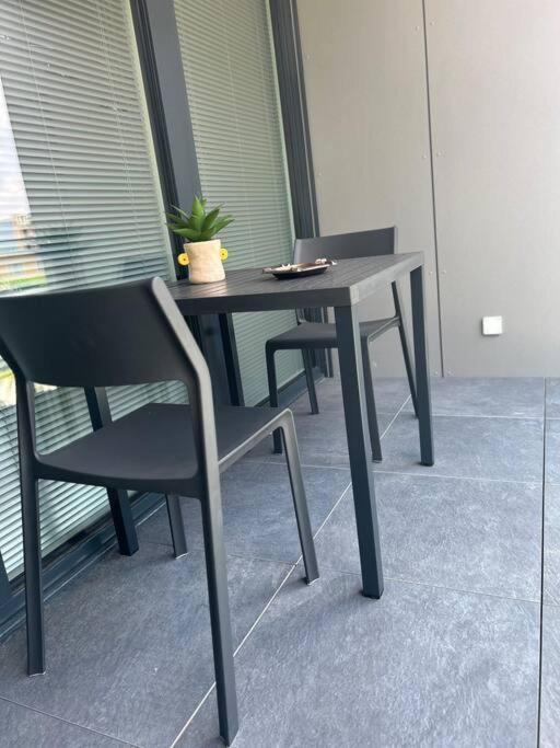 Labpark Luxury Apartment Melano Kültér fotó